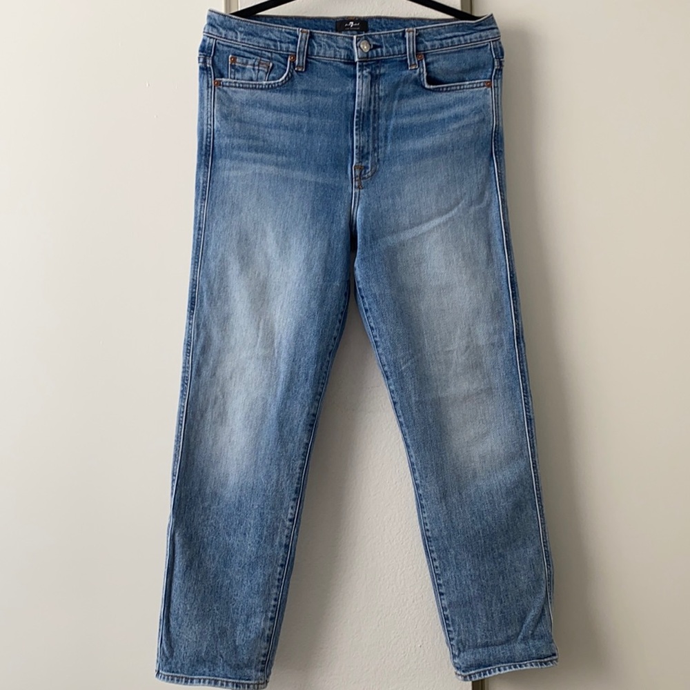 7FAM HW Cropped Straight